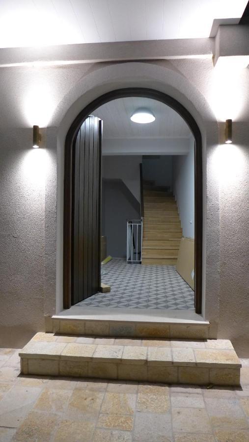 Caltabania Suites Áyios Nikítas Exterior foto